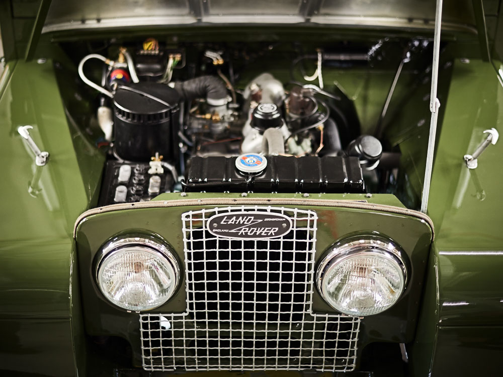 stories Land Rover, Reborn photography