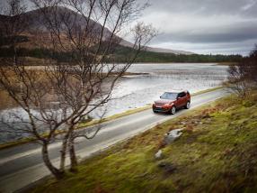 stories Land Rover, Isle of Skye photography